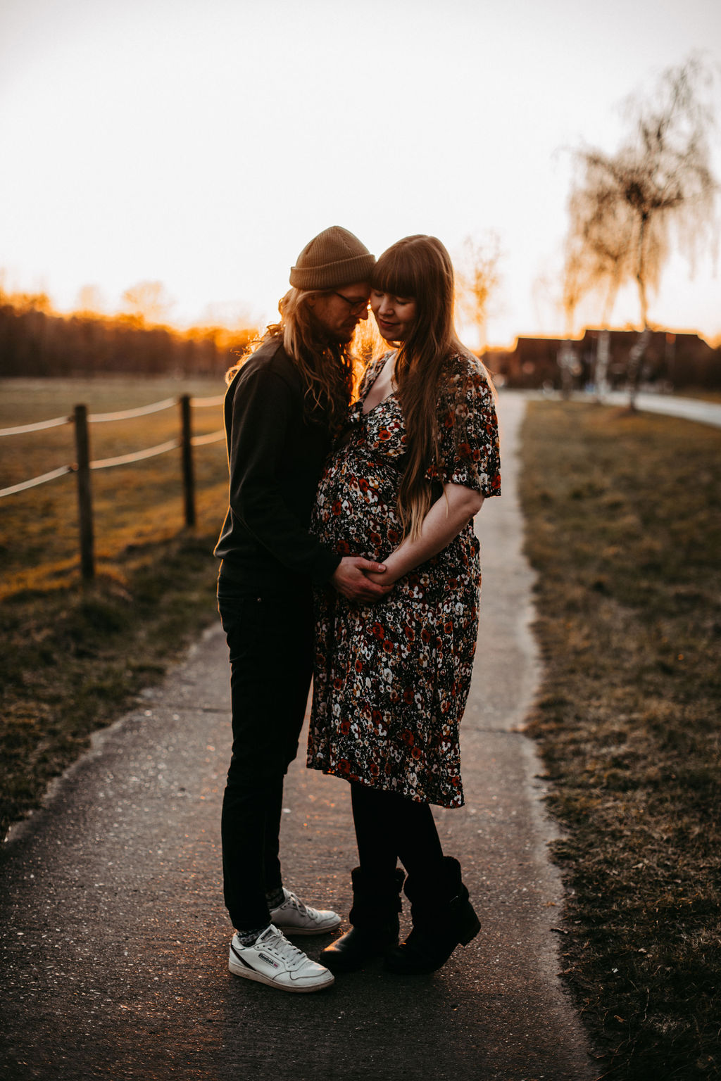 audele-fotografie-babybauch-abendstimmung (8)