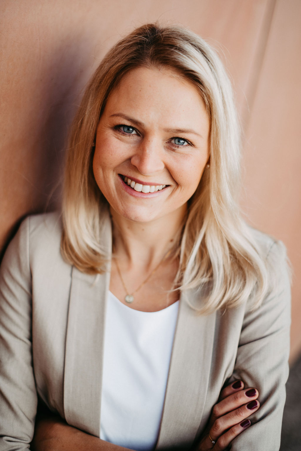 audele-fotografie-business-frau-draussen (8)