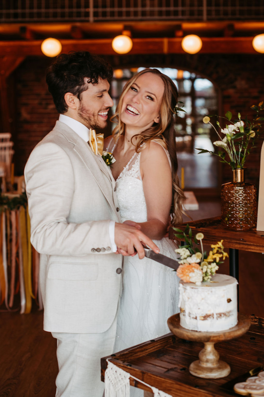 audele-fotografie-hochzeit-reportage-vorbereitung-und-fest (84)